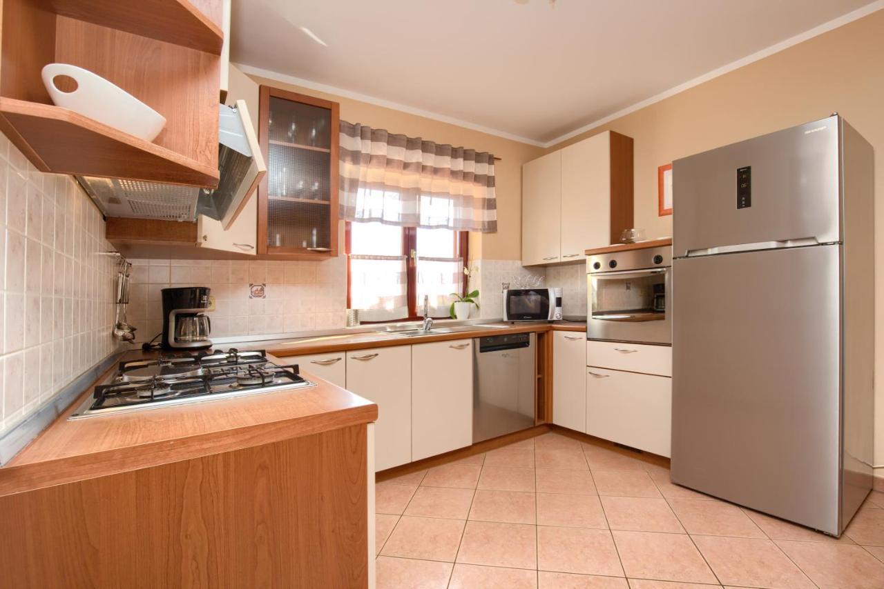 Appartman Rozana Barban Exterior photo